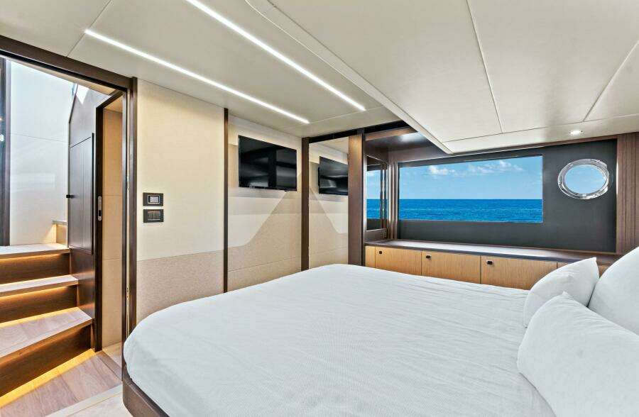 JOAN S RONDEVOUS 52ft Absolute Yacht For Sale