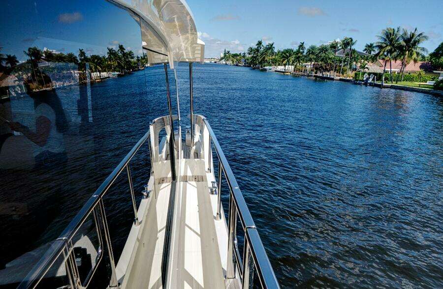 JOAN S RONDEVOUS 52ft Absolute Yacht For Sale