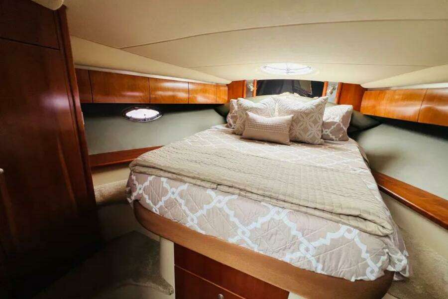 MIK 42ft Cruisers Yachts Yacht For Sale