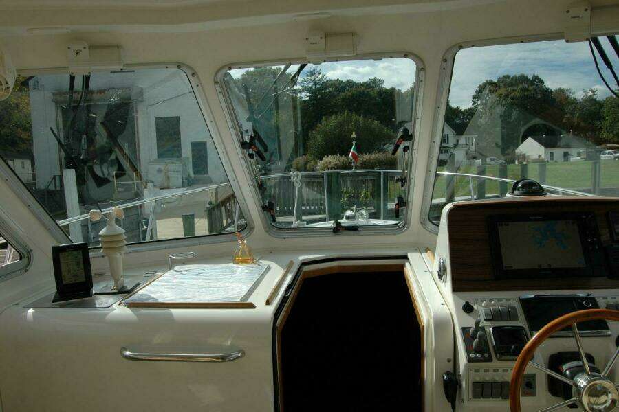 34ft Back Cove Yacht For Sale