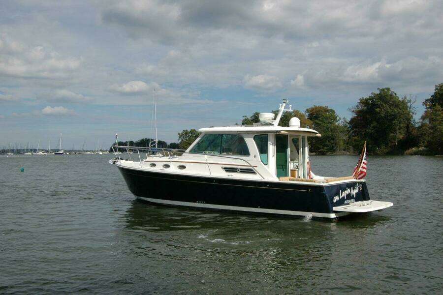 34ft Back Cove Yacht For Sale