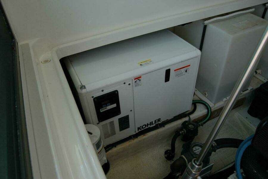 34ft Back Cove Yacht For Sale