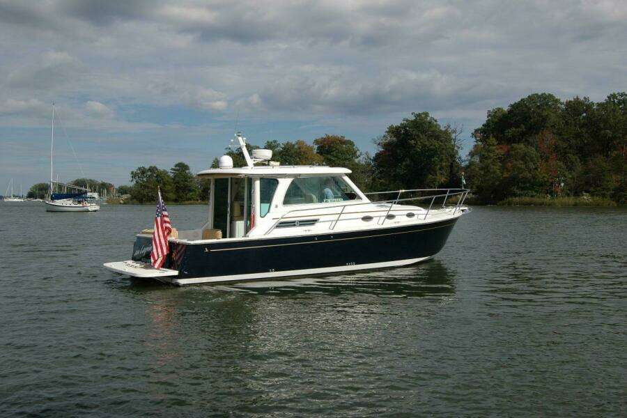 34ft Back Cove Yacht For Sale