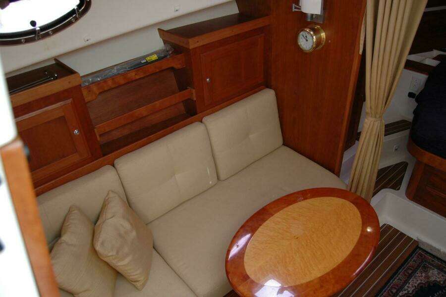 34ft Back Cove Yacht For Sale