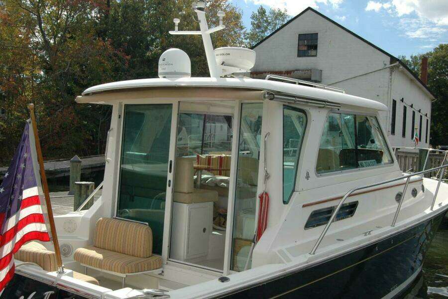 34ft Back Cove Yacht For Sale