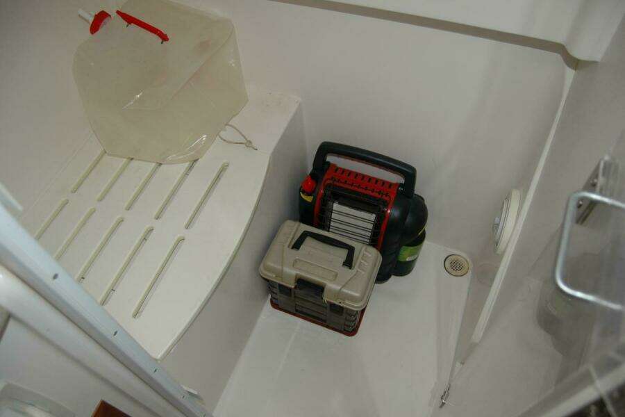 34ft Back Cove Yacht For Sale