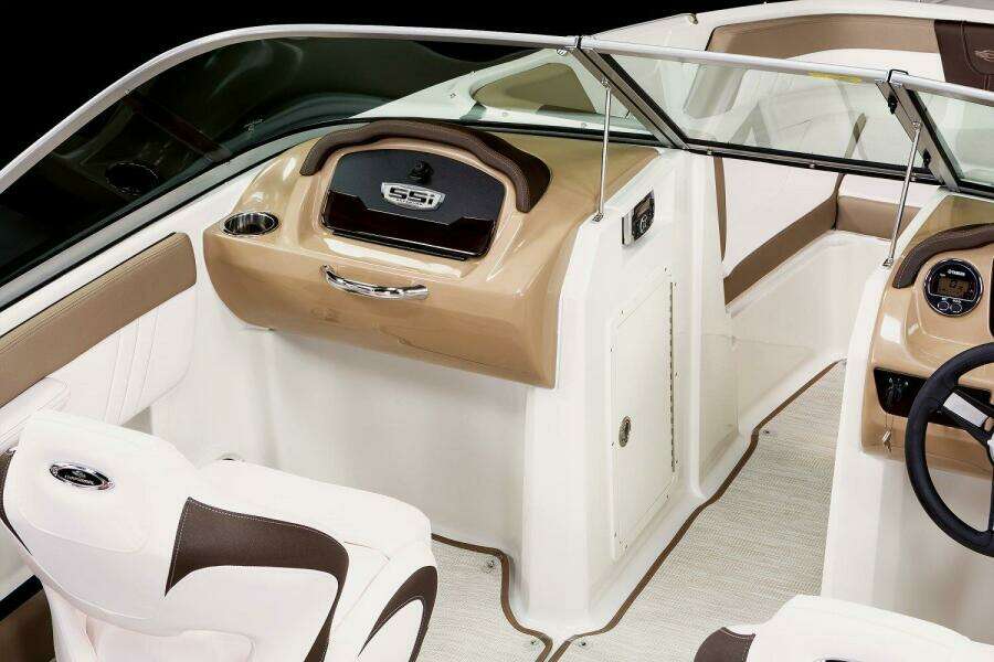 21ft Chaparral Yacht For Sale