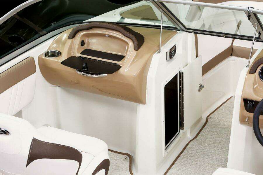 21ft Chaparral Yacht For Sale