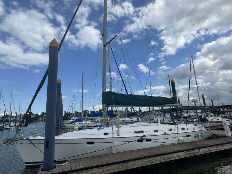 Pura Vida 46ft Beneteau Yacht For Sale