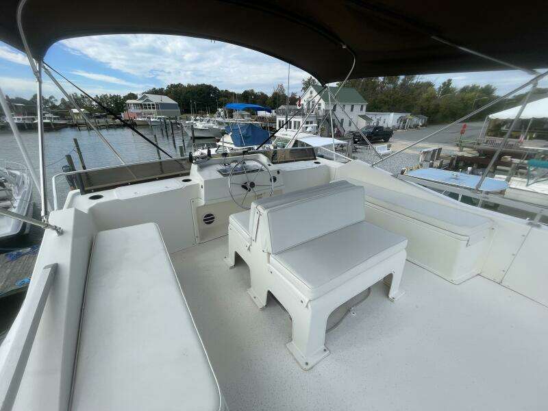 Sea Dog 37ft Gibson Yacht For Sale