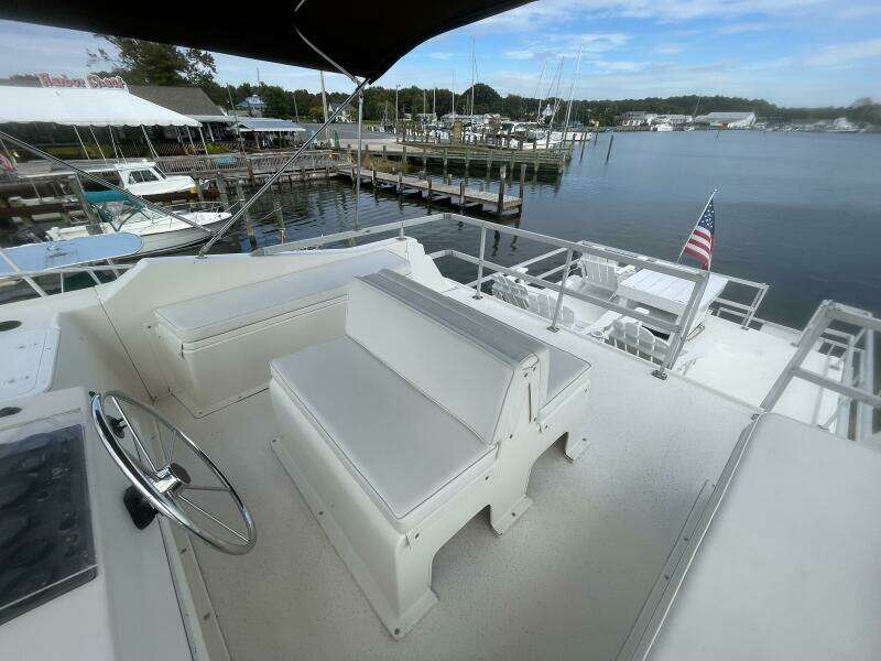 Sea Dog 37ft Gibson Yacht For Sale