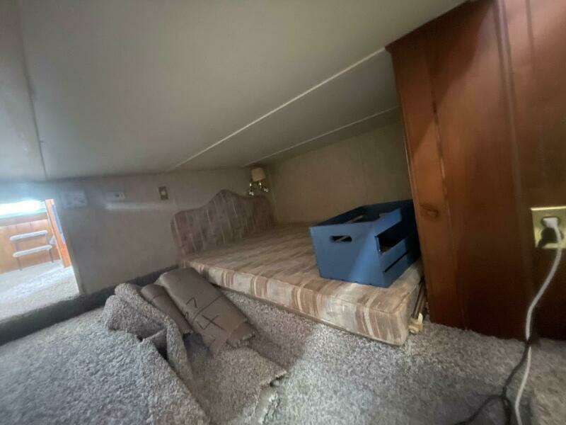 Sea Dog 37ft Gibson Yacht For Sale