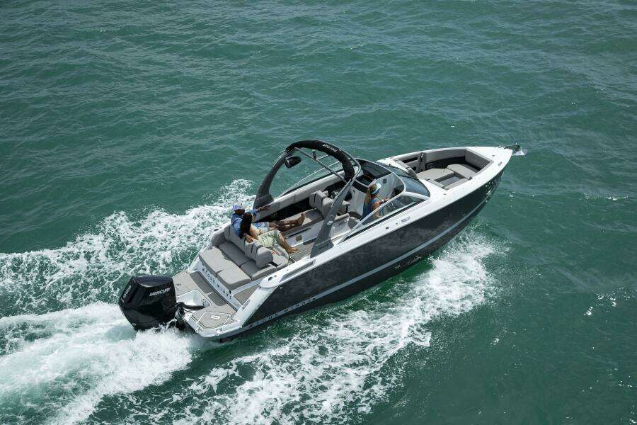 26ft Four Winns Yacht For Sale