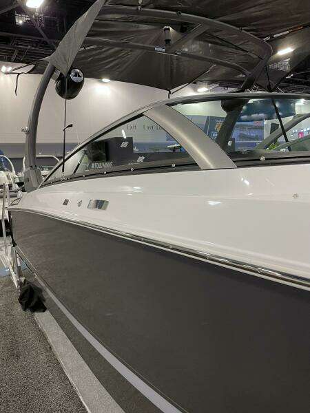 26ft Four Winns Yacht For Sale