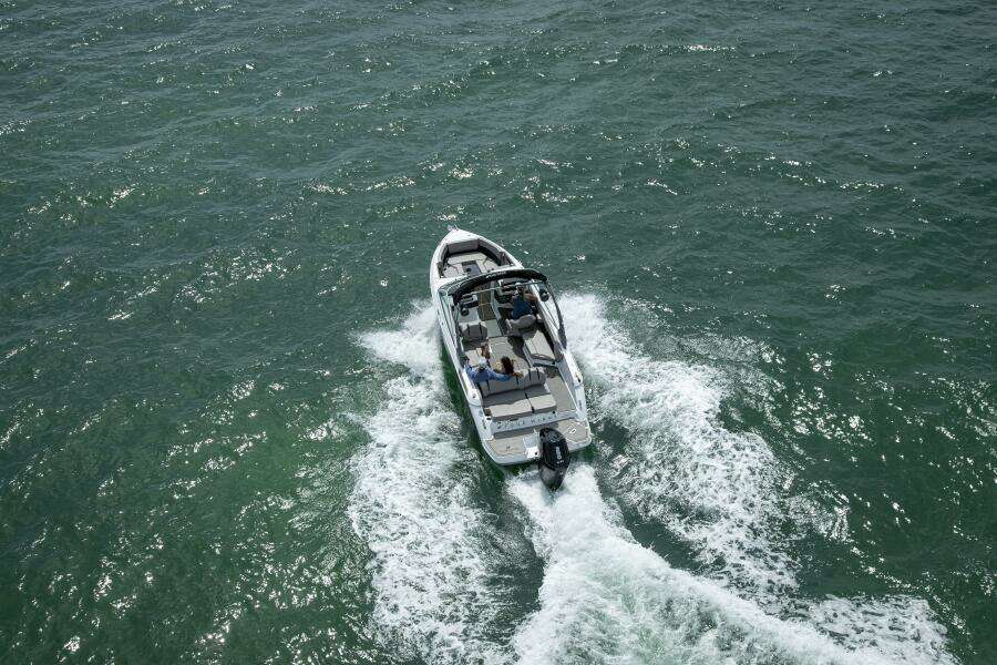 26ft Four Winns Yacht For Sale