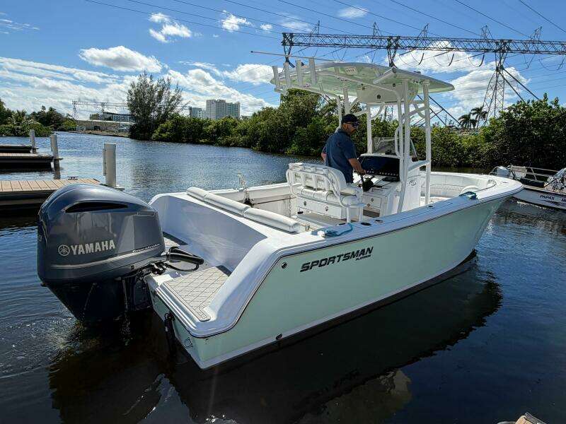 23ft Sportsman Yacht For Sale