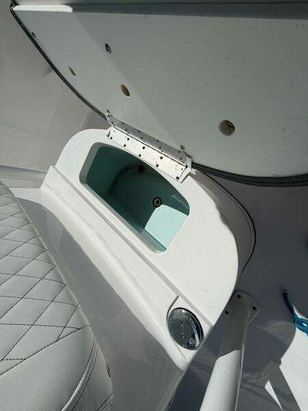 23ft Sportsman Yacht For Sale