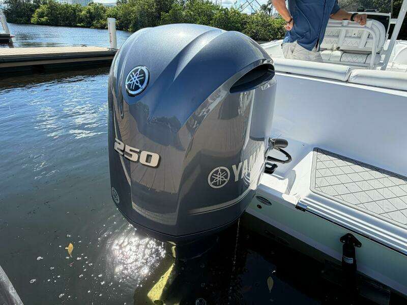 23ft Sportsman Yacht For Sale