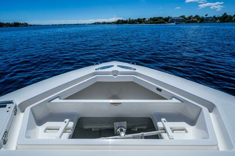 DA BUBBS 31ft SeaVee Yacht For Sale