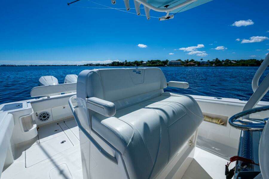 DA BUBBS 31ft SeaVee Yacht For Sale