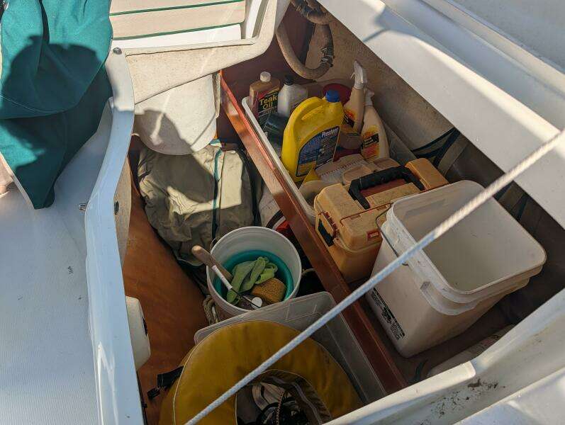 Maho Dreams 33ft Beneteau Yacht For Sale