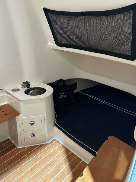 33ft Grady White Yacht For Sale