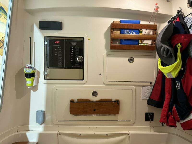 33ft Grady White Yacht For Sale