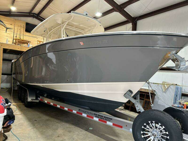 33ft Grady White Yacht For Sale
