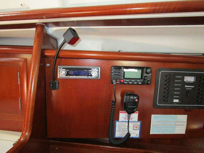 Querida 33ft Beneteau Yacht For Sale