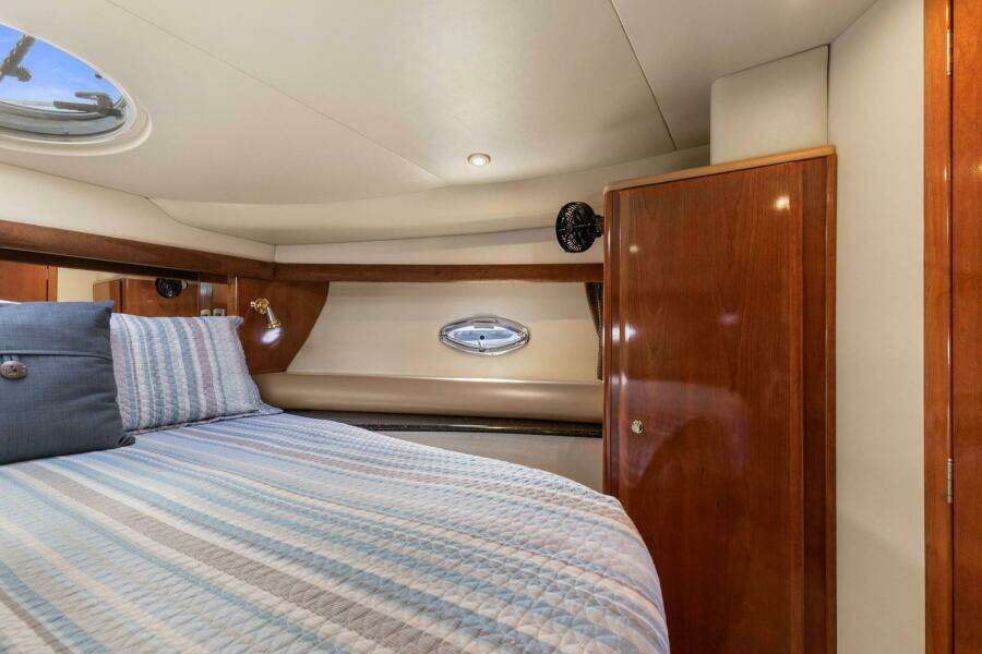 Bella Vita 40ft Meridian Yacht For Sale