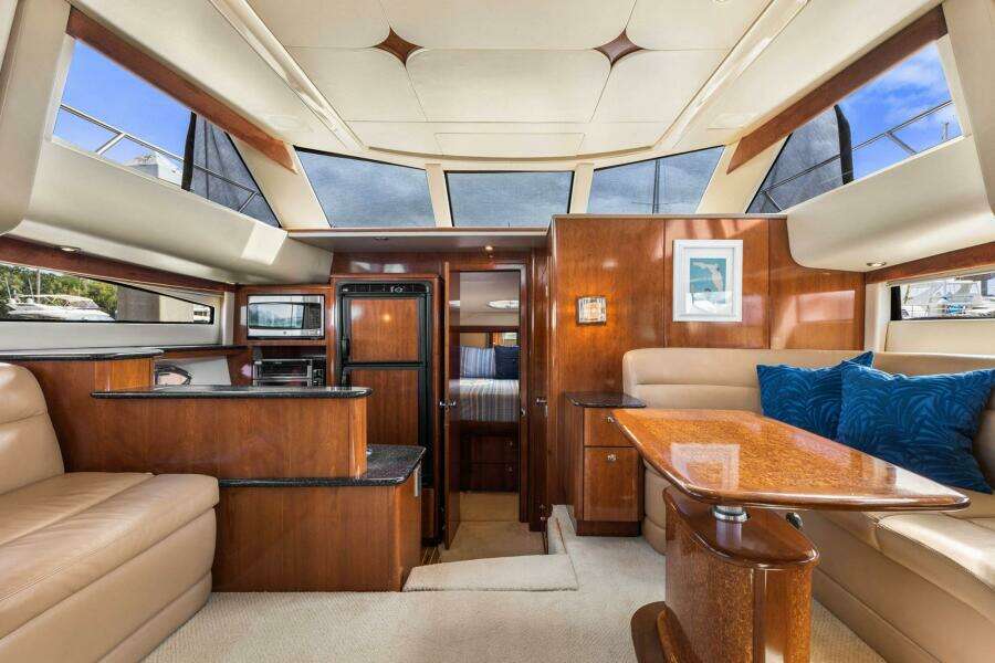 Bella Vita 40ft Meridian Yacht For Sale