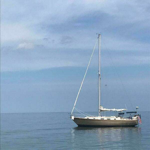 Autumn Lady 39ft Pearson Yacht For Sale