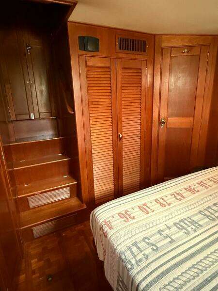 46ft Grand Banks Yacht For Sale