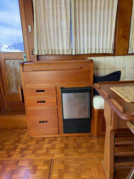 46ft Grand Banks Yacht For Sale