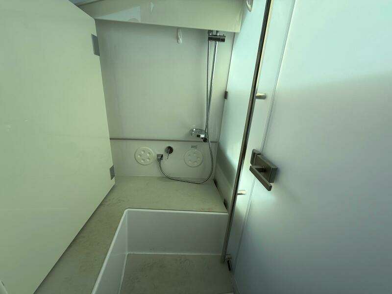 37ft Axopar Yacht For Sale
