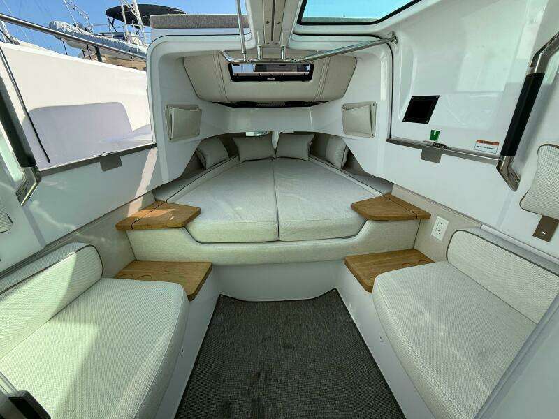 37ft Axopar Yacht For Sale