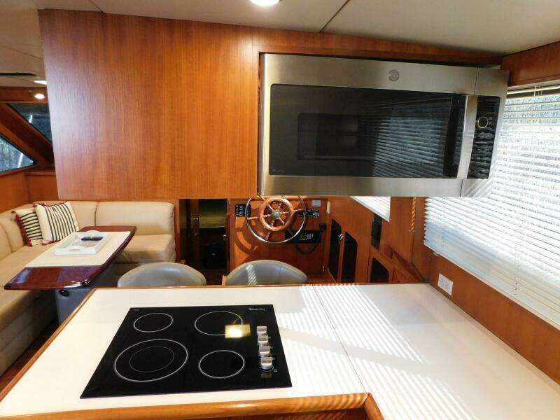 Driftwood 52ft Jefferson Yacht For Sale
