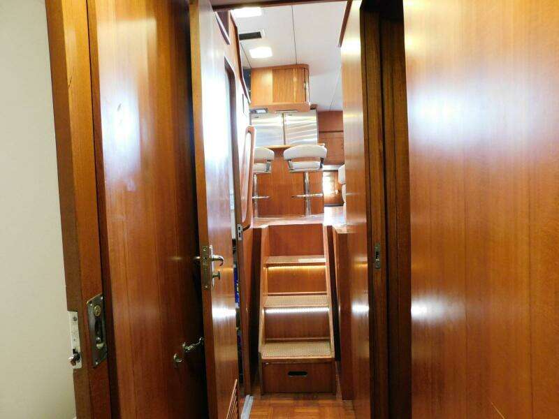 Driftwood 52ft Jefferson Yacht For Sale