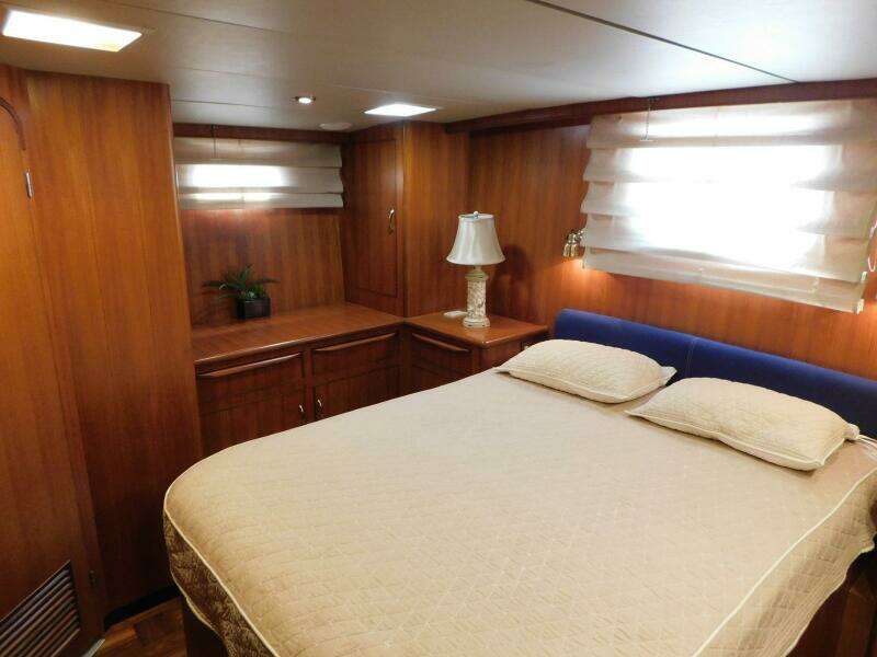 Driftwood 52ft Jefferson Yacht For Sale