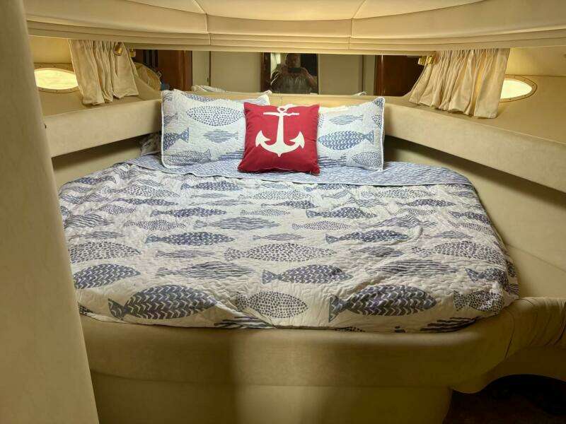 38ft Sea Ray Yacht For Sale