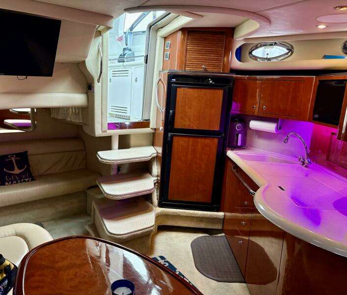 38ft Sea Ray Yacht For Sale