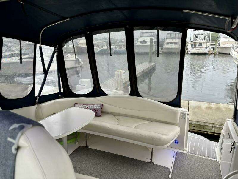 38ft Sea Ray Yacht For Sale