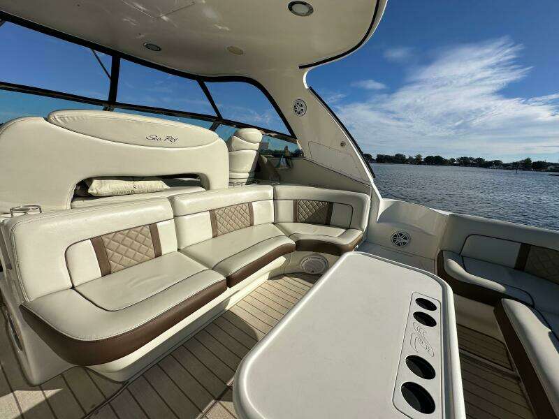 Kirb Appeal 45ft Sea Ray Yacht For Sale