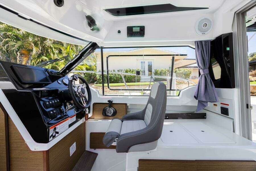 Therapy Session 26ft Jeanneau Yacht For Sale