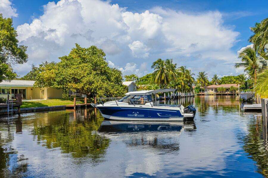 Therapy Session 26ft Jeanneau Yacht For Sale