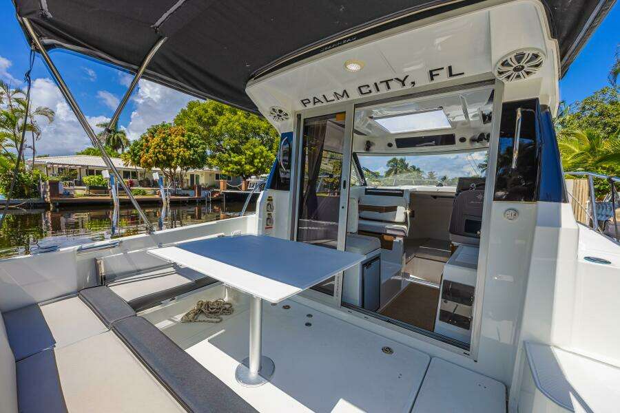 Therapy Session 26ft Jeanneau Yacht For Sale