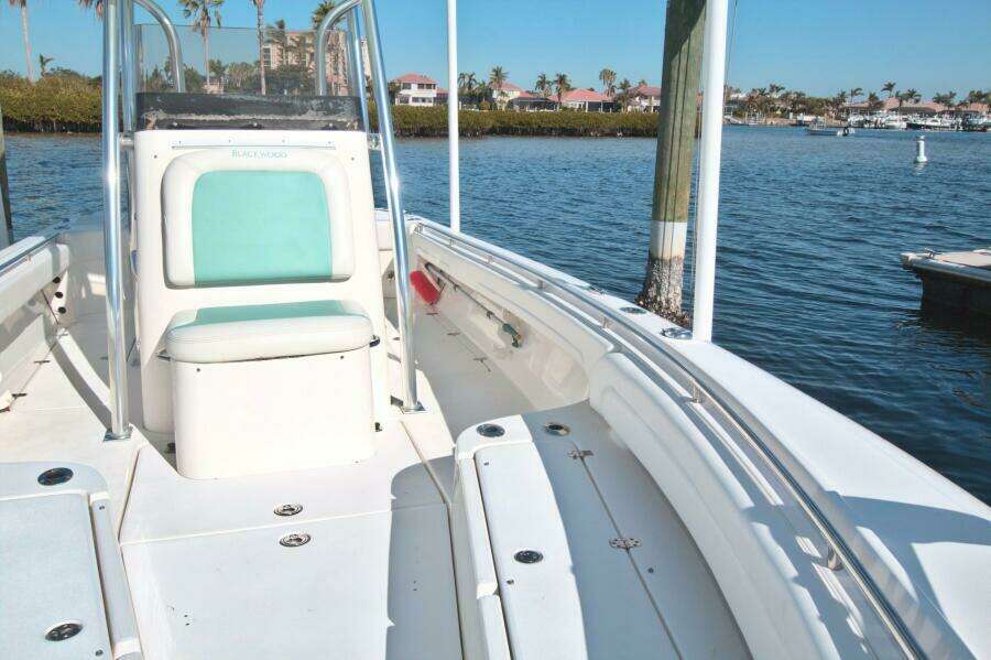 27ft Blackwood Yacht For Sale
