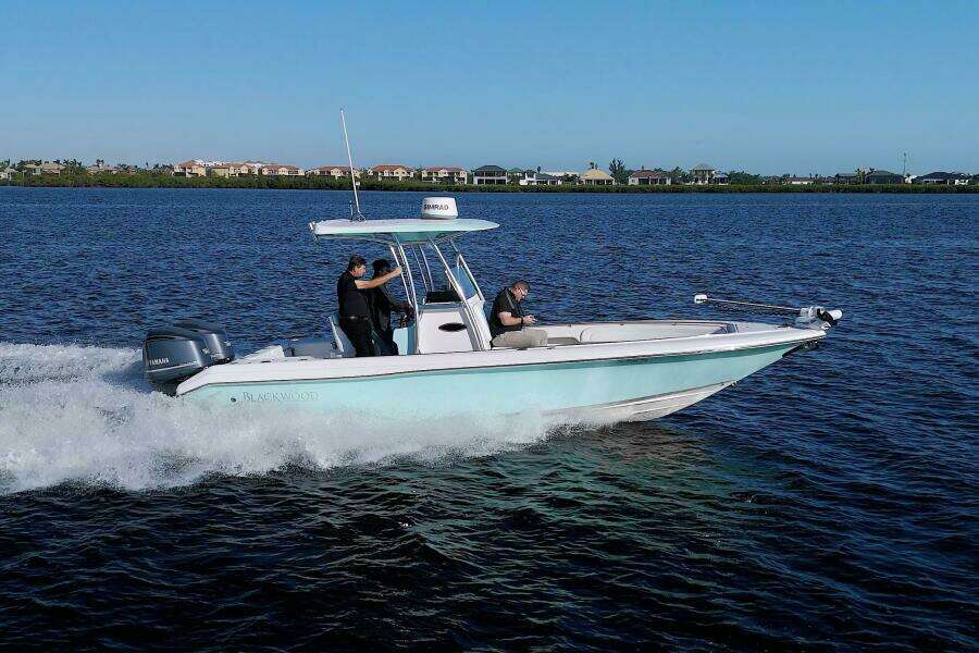 27ft Blackwood Yacht For Sale