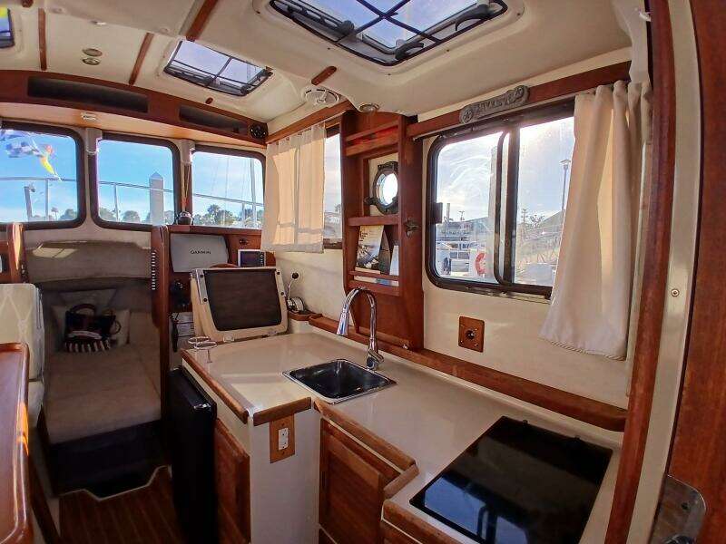 LuLu  25ft Ranger Tugs Yacht For Sale