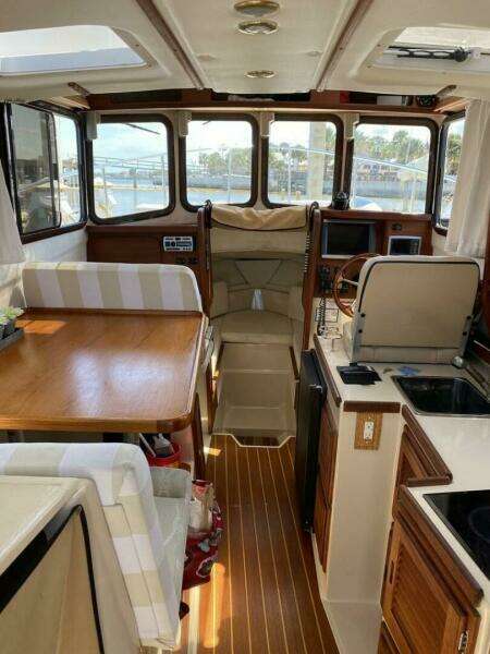 LuLu  25ft Ranger Tugs Yacht For Sale
